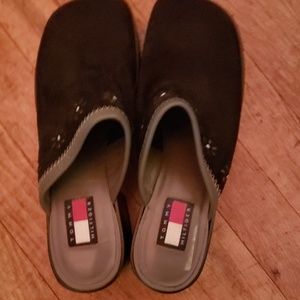 Tommy Hilfiger clogs size 8.5